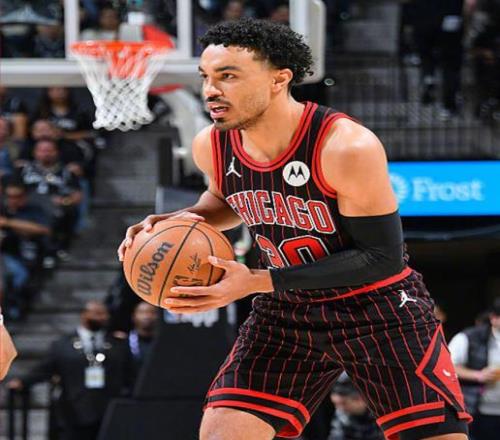 上海海港官,方宣布迎来,六位新球员,8波体育首页,即时比分,比分直播,足球比分直播,8波官网